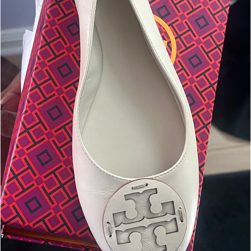 Tory Burch Reva flat